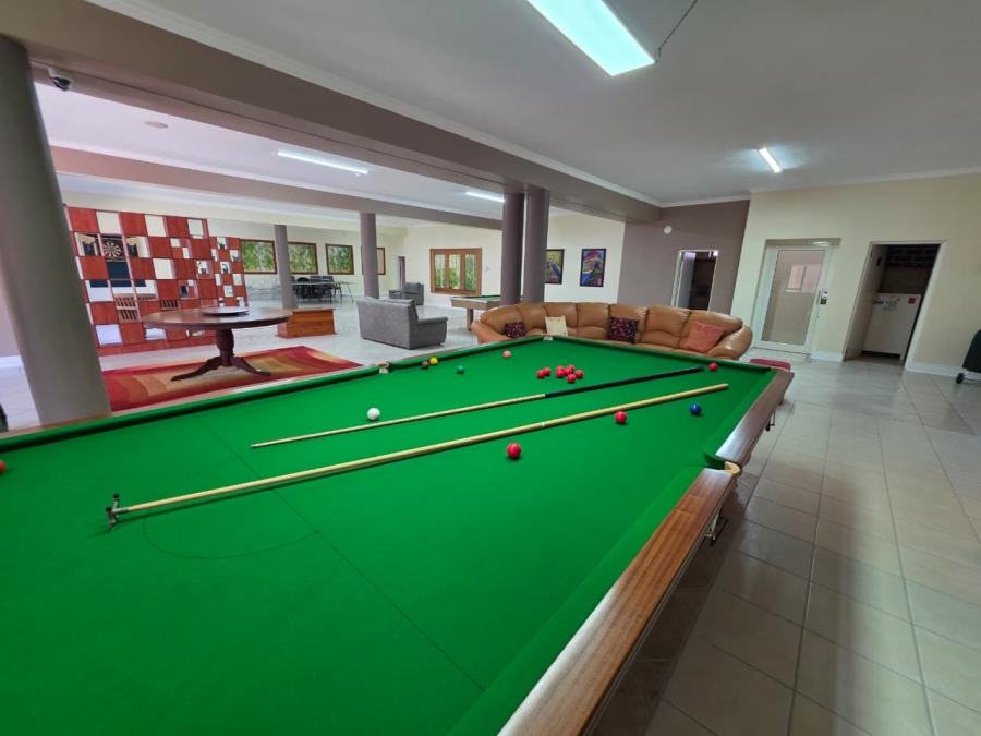 6 Bedroom Property for Sale in Myoli Beach Western Cape